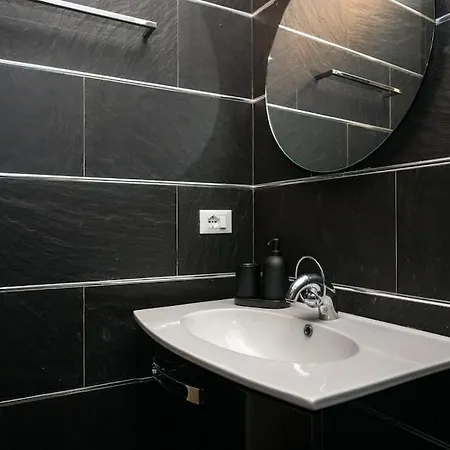 Wonderfull Two Floors Navigli Apartment Milan