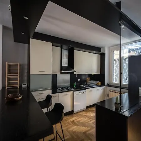 Wonderfull Two Floors Navigli Apartment