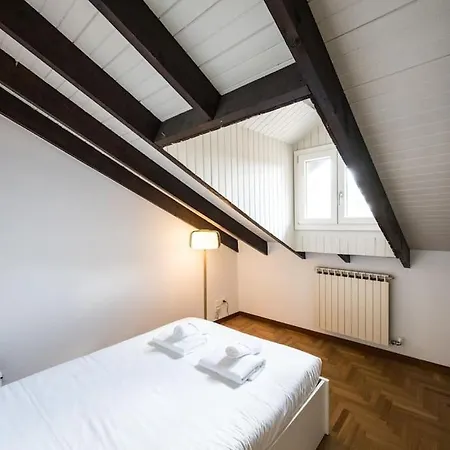 Wonderfull Two Floors Navigli Apartment Milan